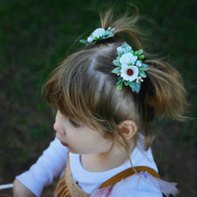 Load image into Gallery viewer, Eva Floral Clip/Pigtails - Daisy White